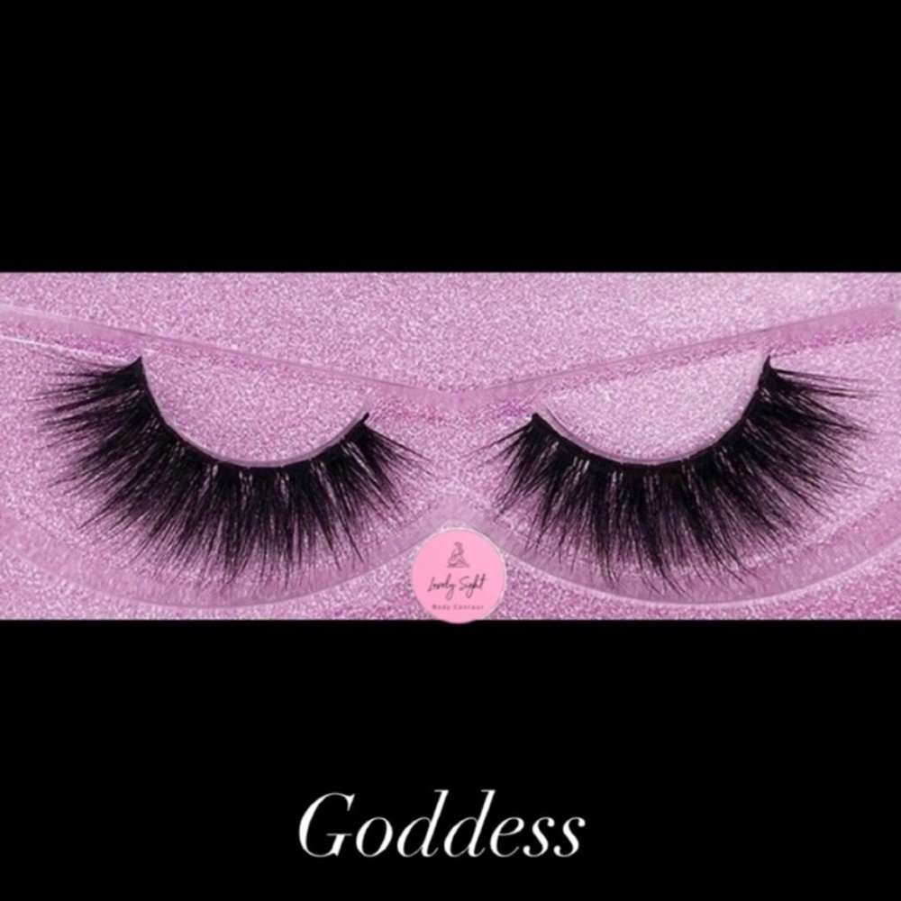 Lovely Sight Strip Lashes